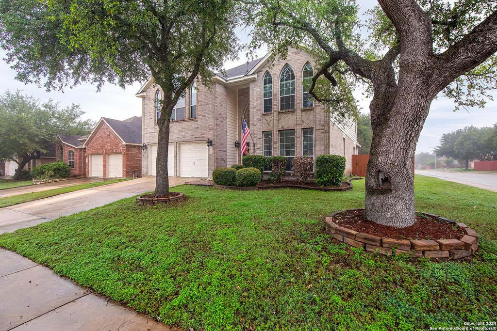 Photo of 1306 ALPINE POND, San Antonio, TX 78260 (MLS # 2003578)