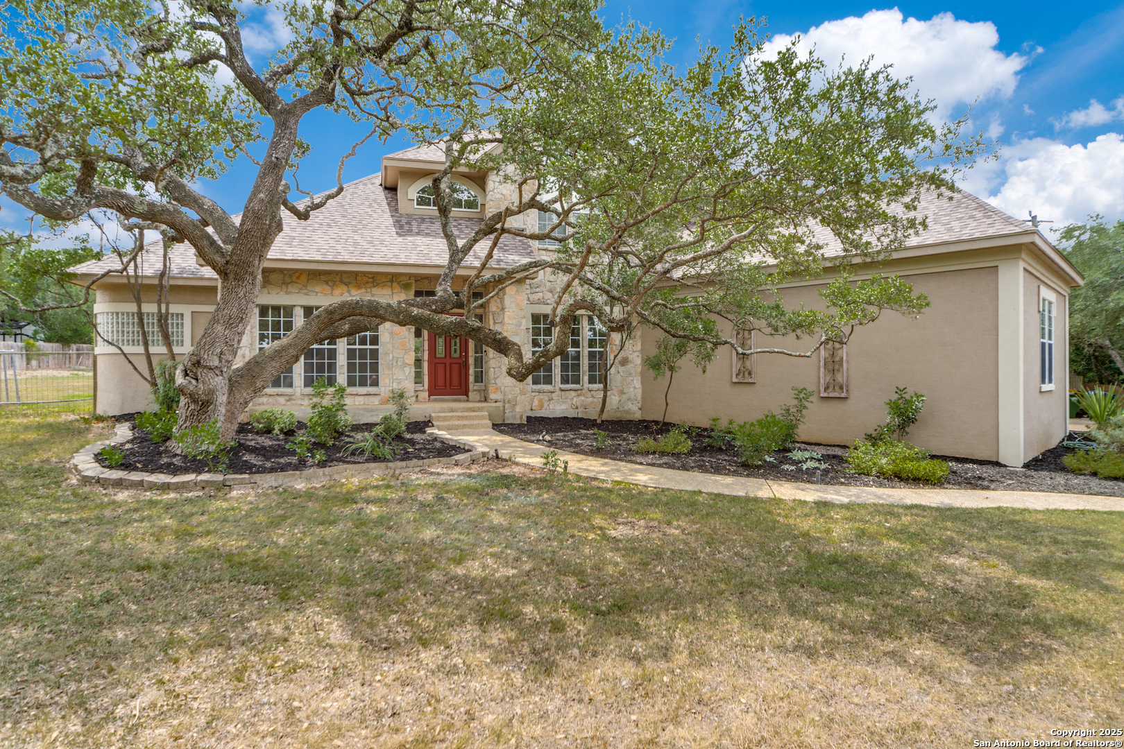 8520 Fair Oaks