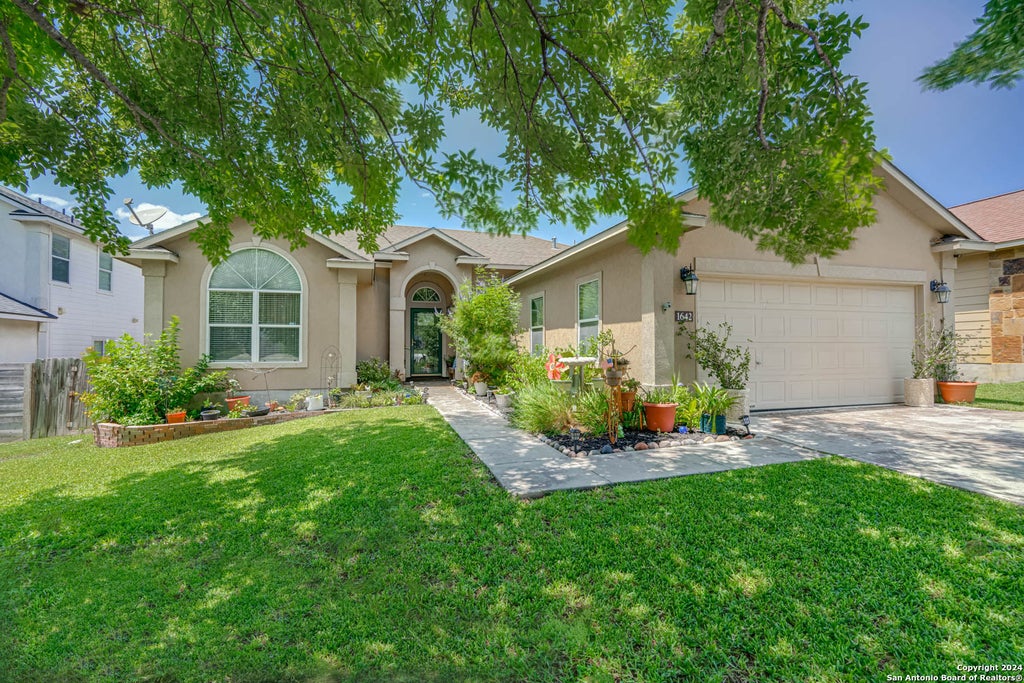 Photo of 1642 SUNBLOSSOM CIR, New Braunfels, TX 78130 (MLS # 1972164)