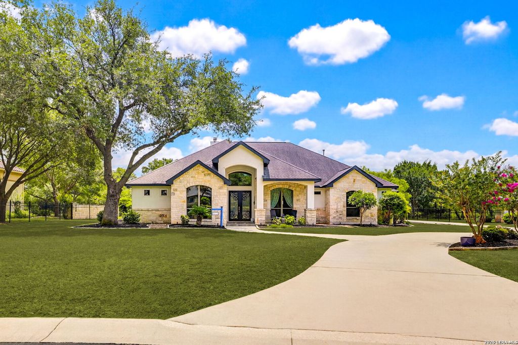 Photo of 8211 Wild Wind Park, Garden Ridge, TX 78266 (MLS # 1970554)