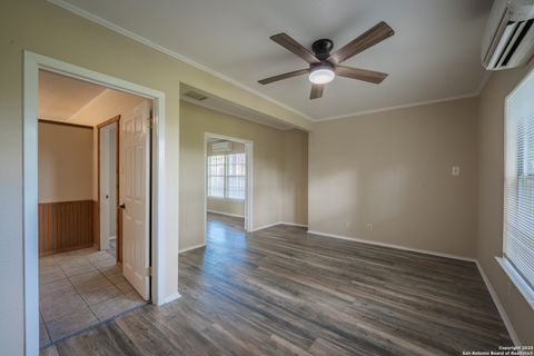 Tiny photo for 9071 Fm 725, McQueeney, TX 78123 (MLS # 1879228)