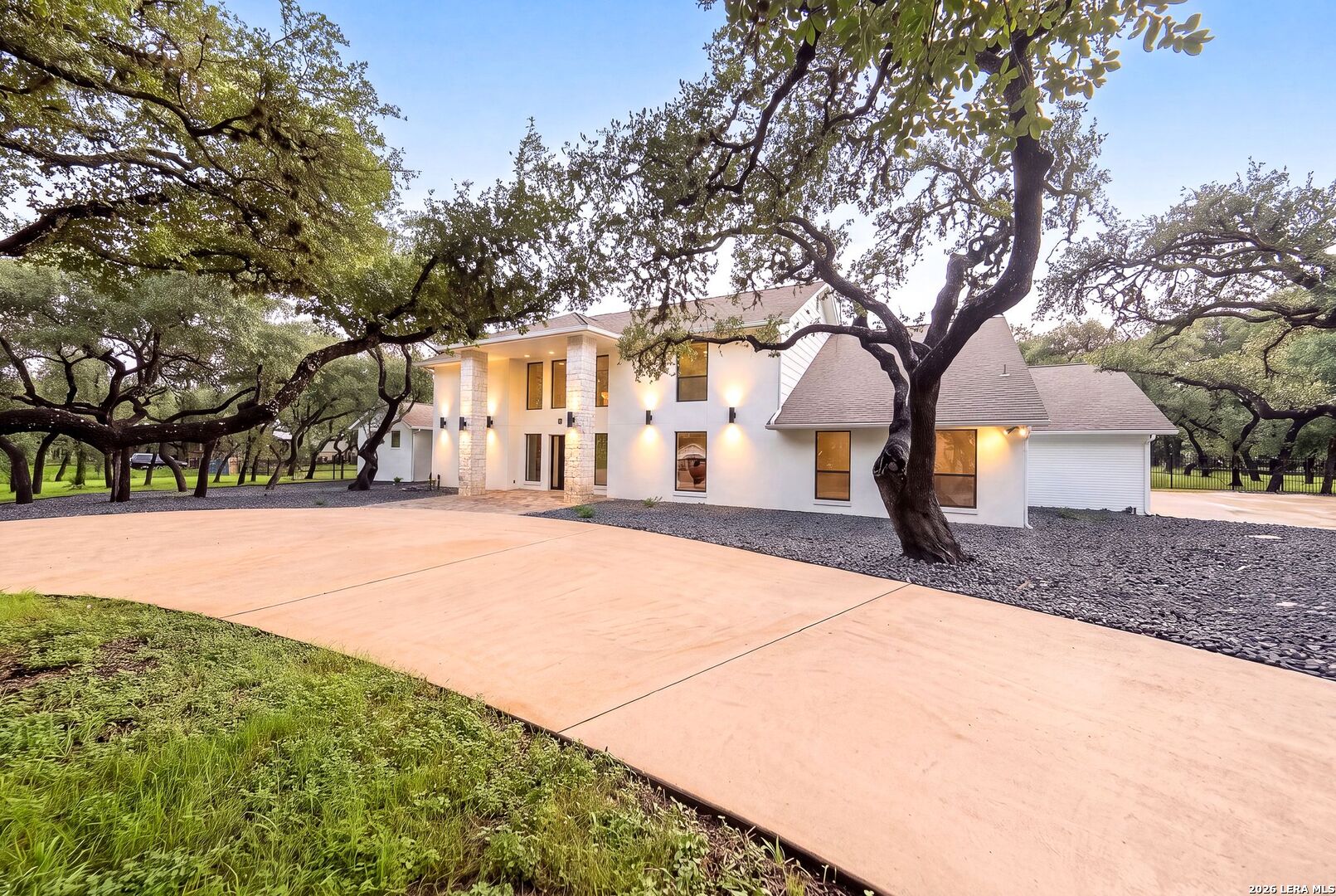 412 Cliffside Dr