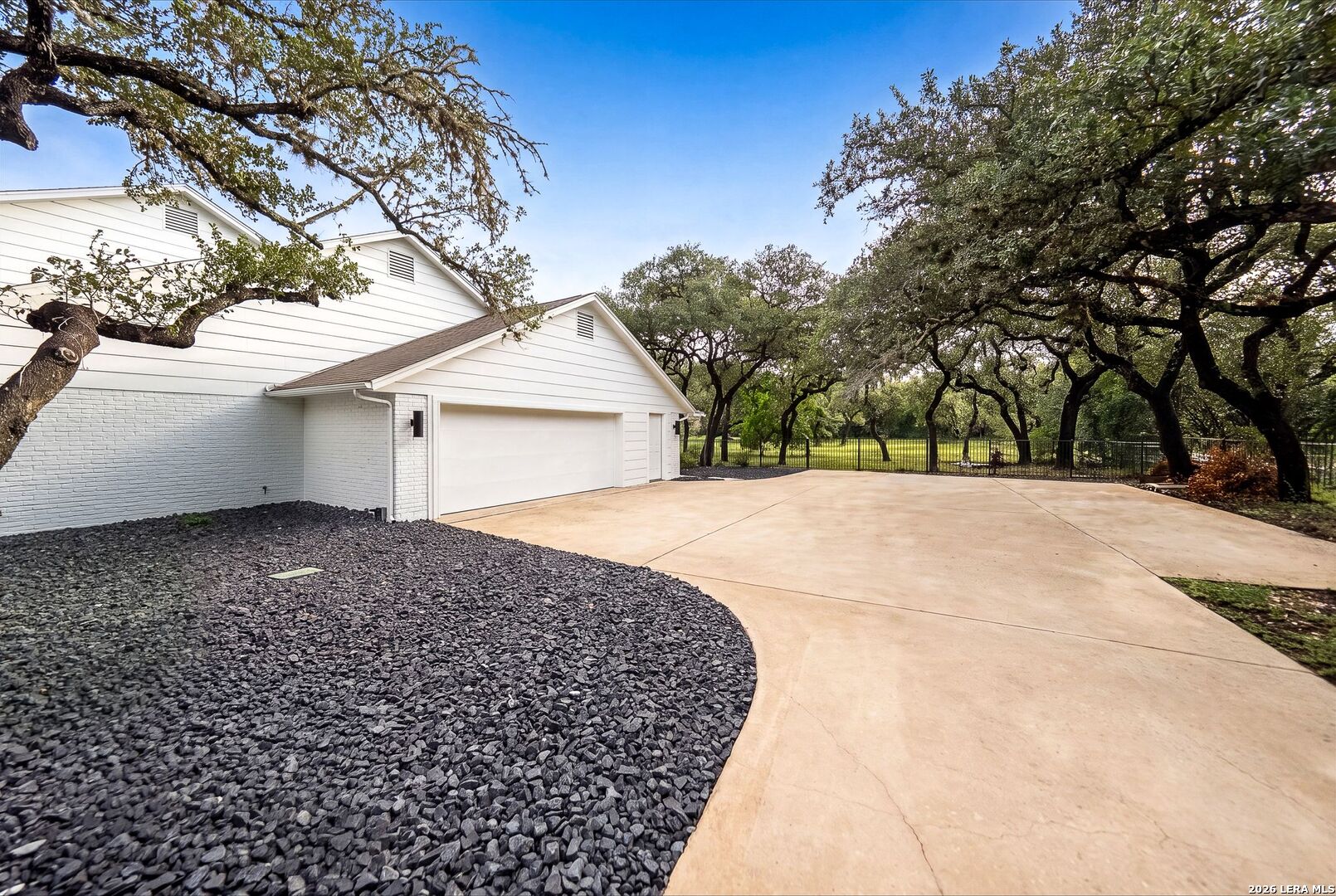 412 Cliffside Dr
