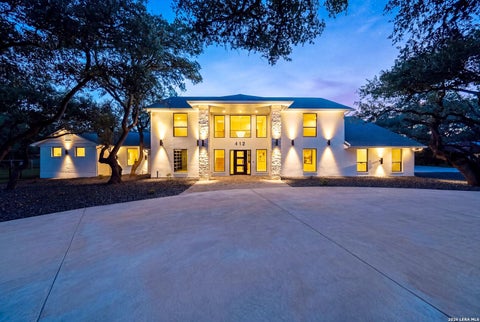 Photo of 412 Cliffside Dr, Shavano Park, TX 78231 (MLS # 2001255)