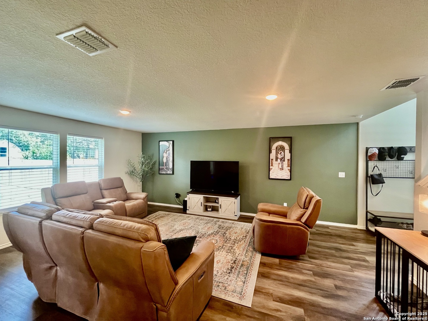7349 Littlefoot Ln