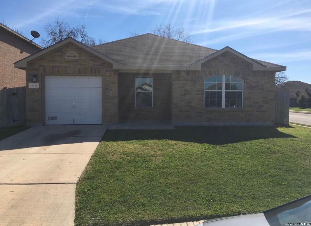 Photo of 10646 S Shaenridge, San Antonio, TX 78254 (MLS # 1993748)