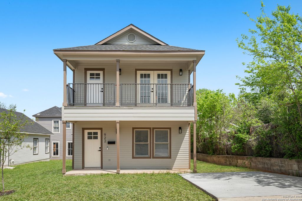Photo of 922 Dawson, San Antonio, TX 78202 (MLS # 1915190)