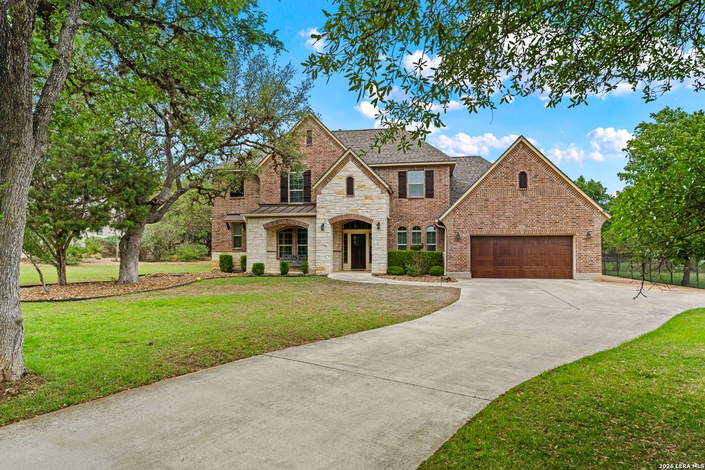 Photo of 113 CANYON CIR, Boerne, TX 78015 (MLS # 1959584)