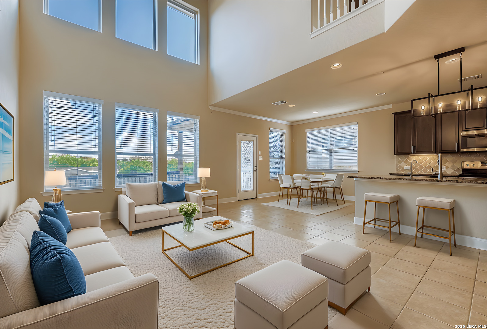 220 Heavenly View