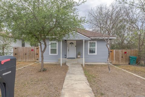 Photo of 2608 LEAL ST, San Antonio, TX 78207 (MLS # 1958861)