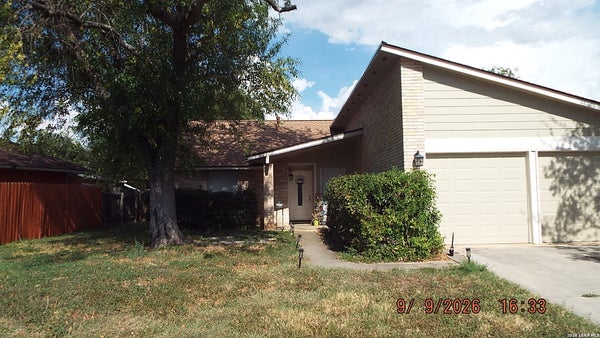 8311 MEADOW FIRE ST, SAN ANTONIO, TX 78251 - Image 2bb33db58022184e6df2a068cbd6f423/1221601070