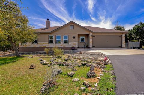 1396 heritage Canyon Lake TX 78133