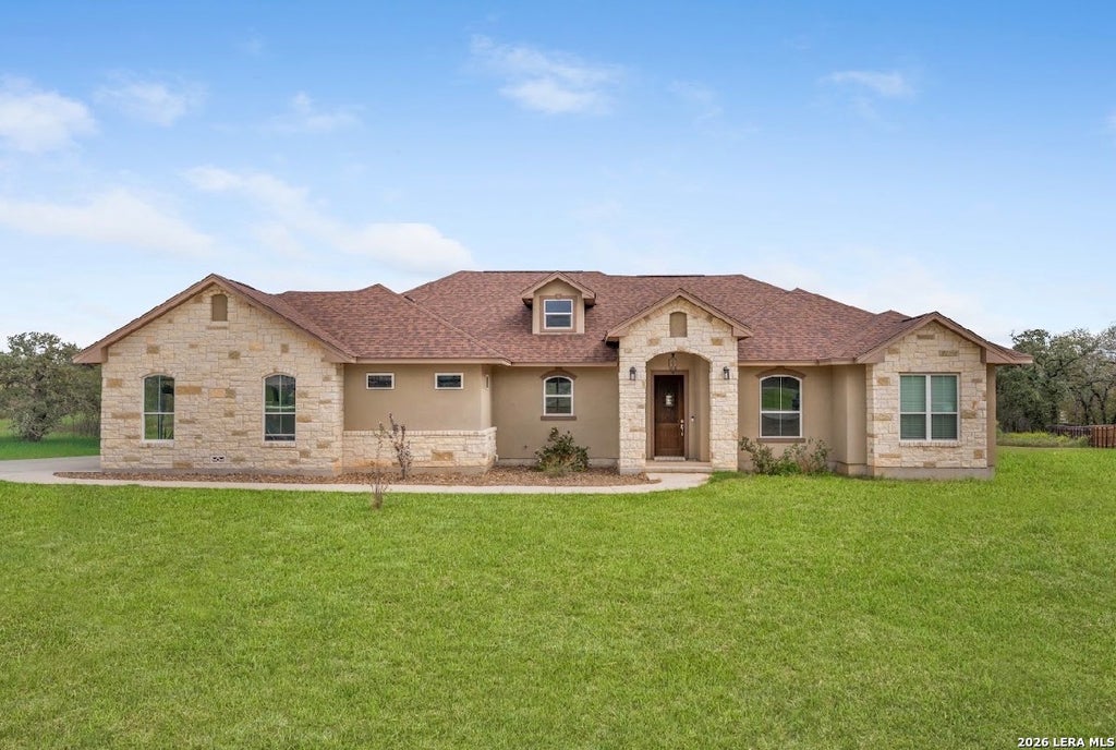 Photo of 108 HUNTING RIDGE DR, La Vernia, TX 78121 (MLS # 2023470)
