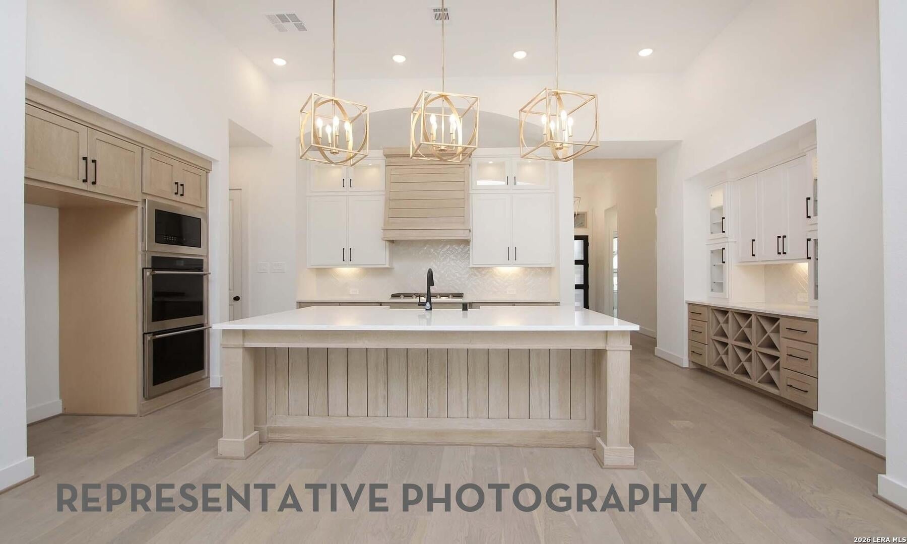 1823 Haecker View