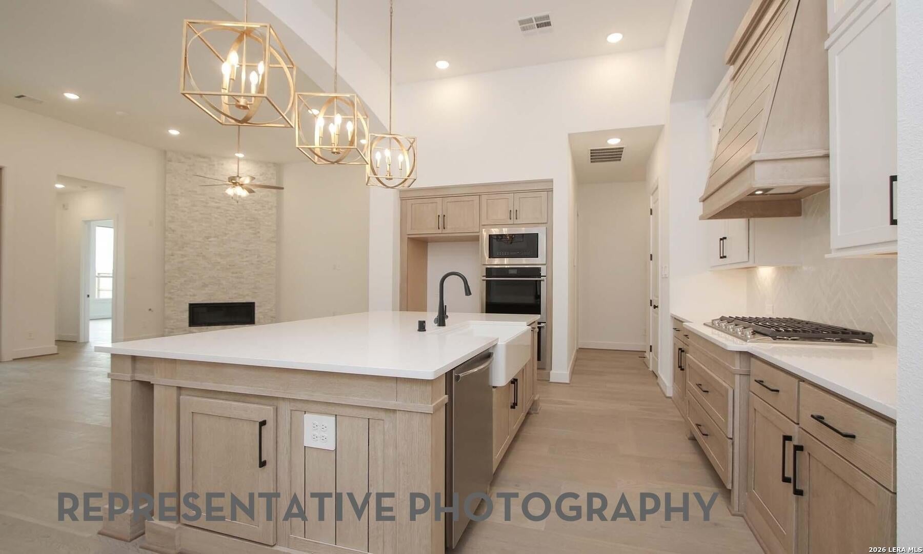 1823 Haecker View