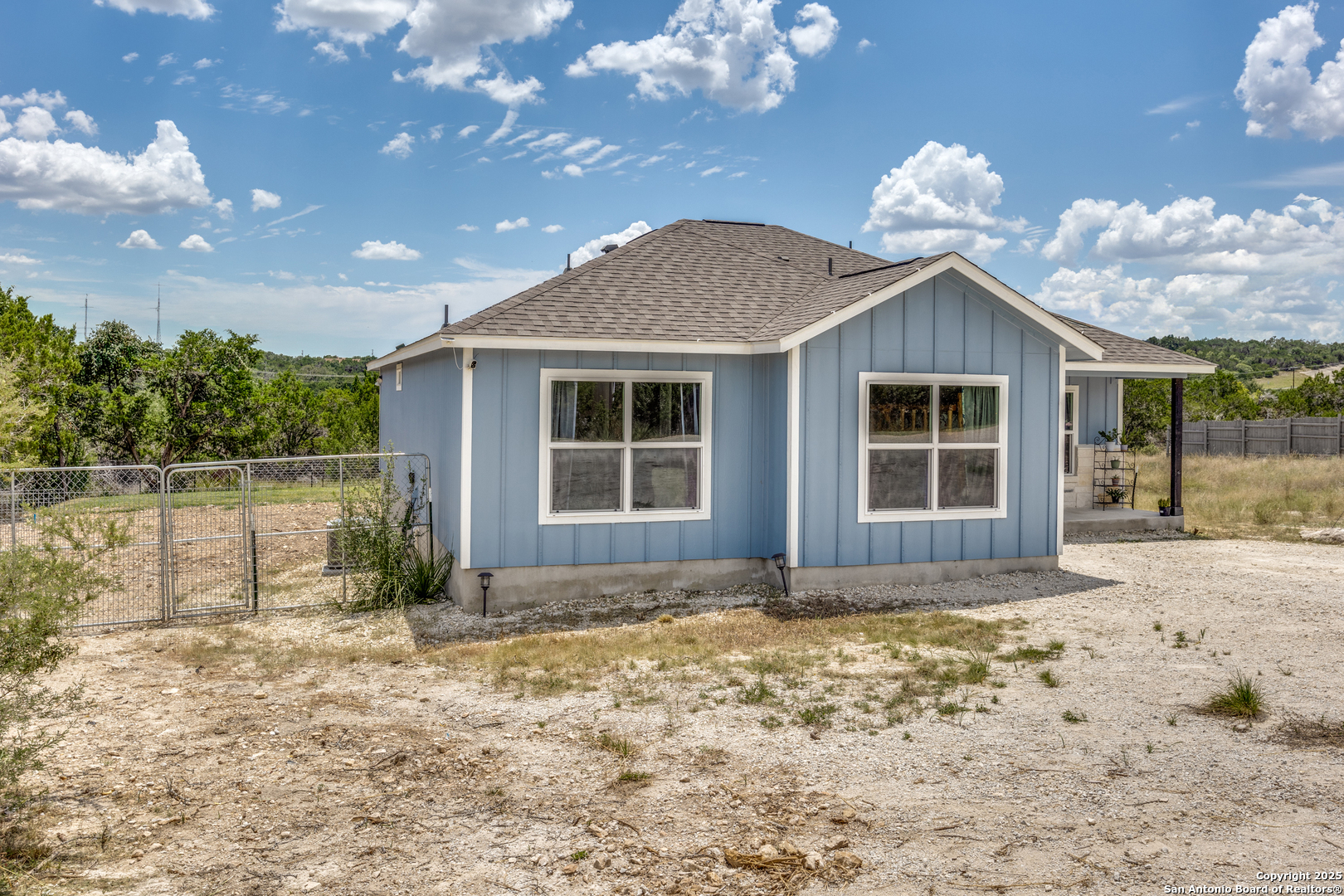 1126 Southline