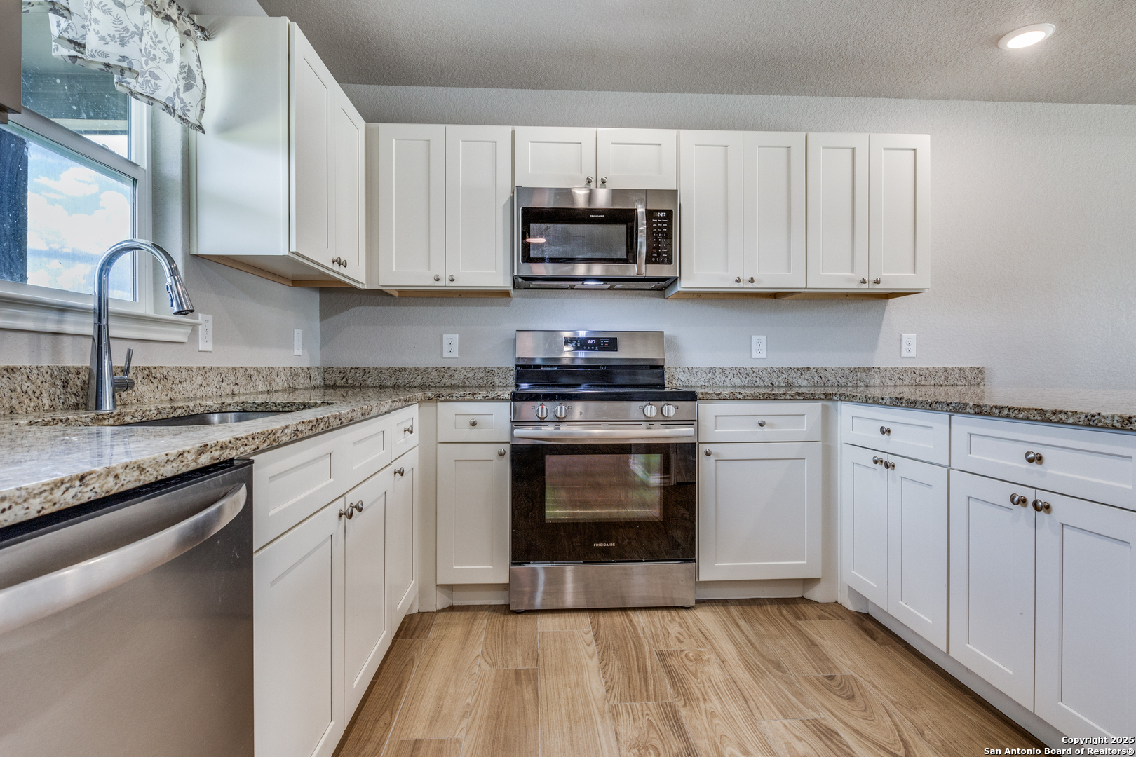 1126 Southline