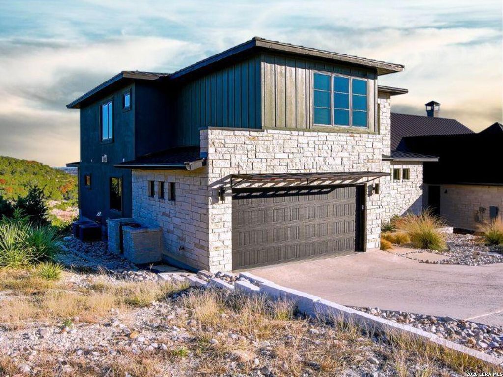 Photo of 287 Preston Trail, Boerne, TX 78006 (MLS # 1944366)