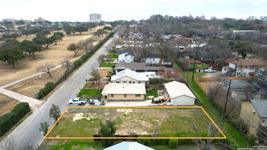 Photo of 406 PERSHING AVE, San Antonio, TX 78209 (MLS # 1751013)