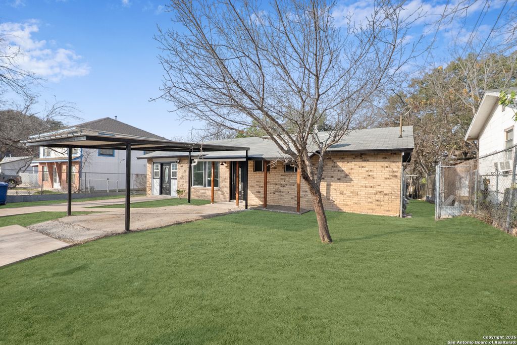 Photo of 2227 HICKS, San Antonio, TX 78210 (MLS # 1932201)