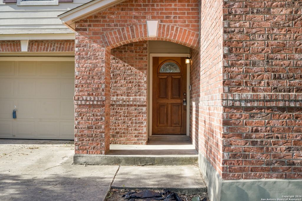 Photo of 11062 BARCLAY PT, San Antonio, TX 78254 (MLS # 1897462)