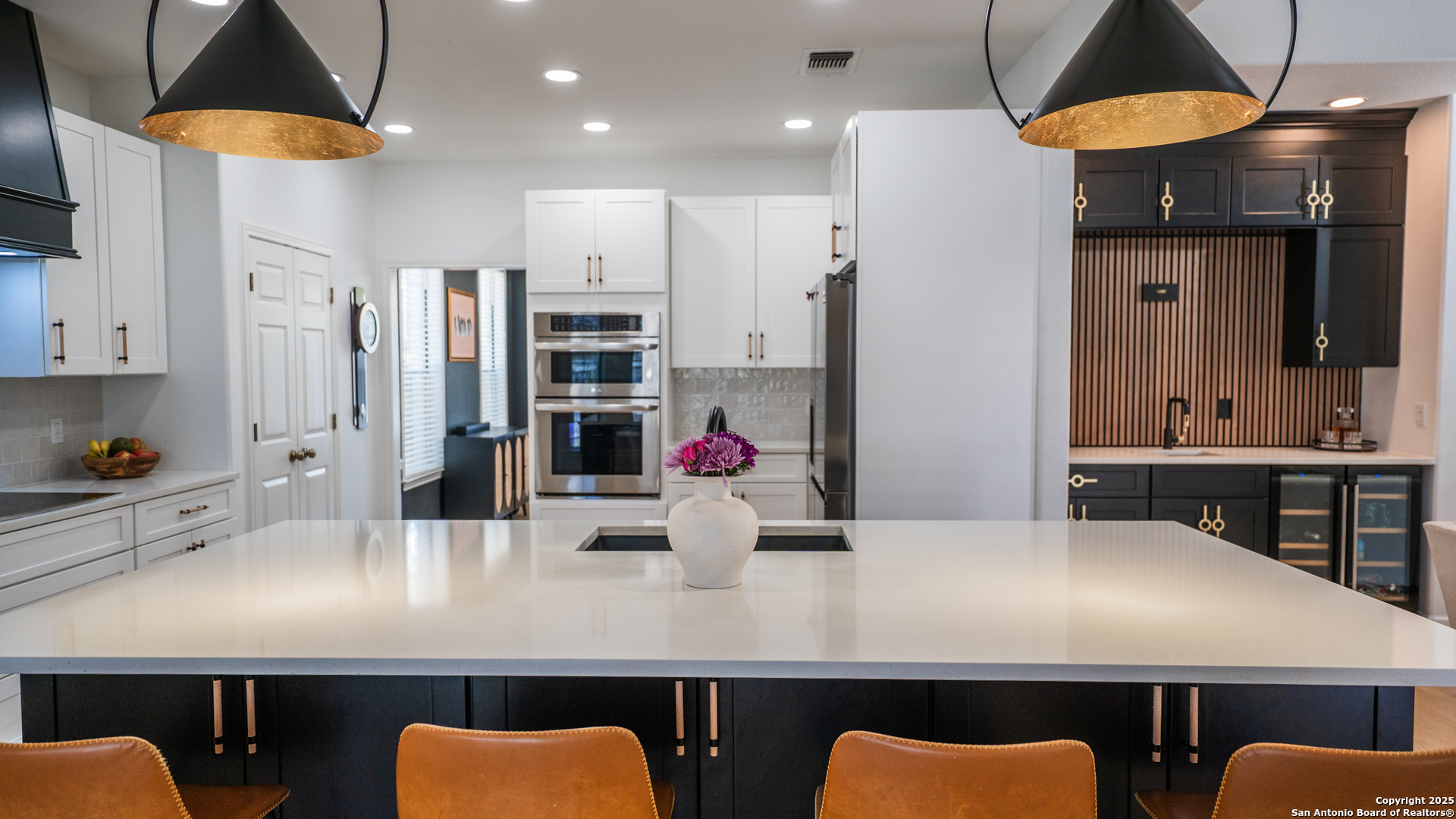 18207 Newcliff