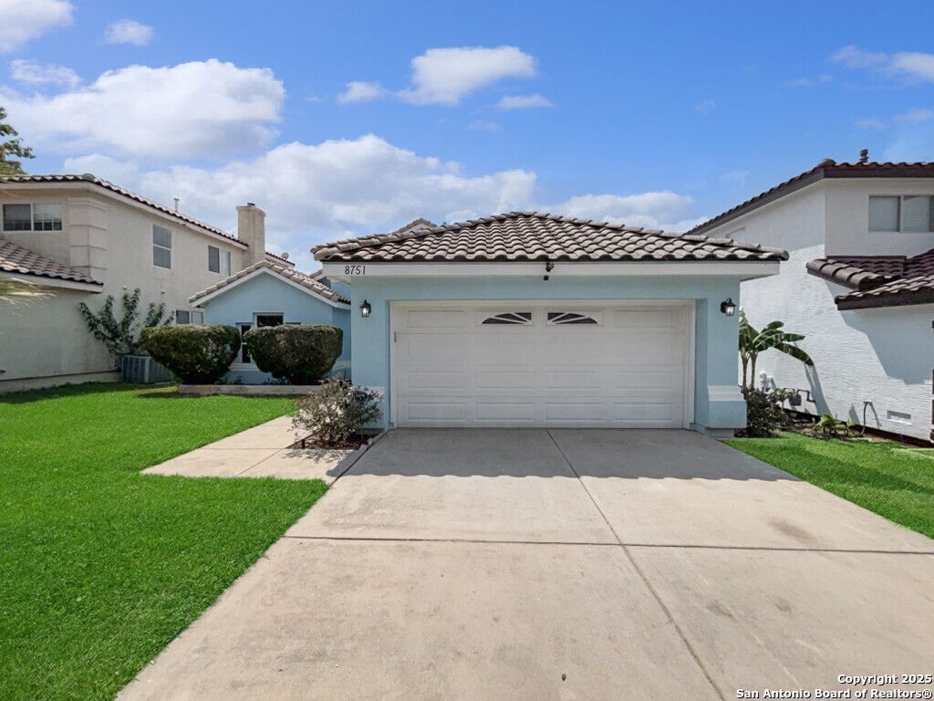 Photo of 8751 Park Olympia, Universal City, TX 78148 (MLS # 1914046)
