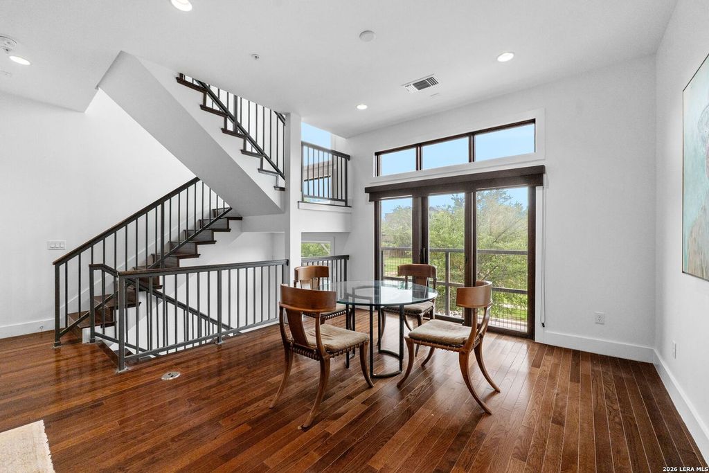 Photo of 318 W Grayson Street #404 404, San Antonio, TX 78212 (MLS # 1992591)