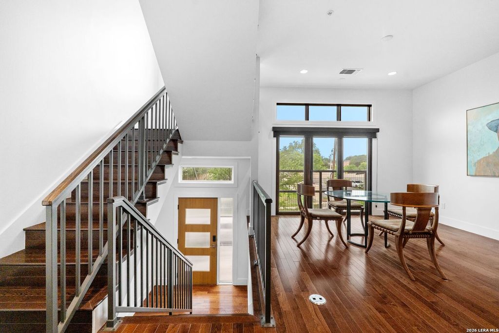 Photo of 318 W Grayson Street #404 404, San Antonio, TX 78212 (MLS # 1992591)