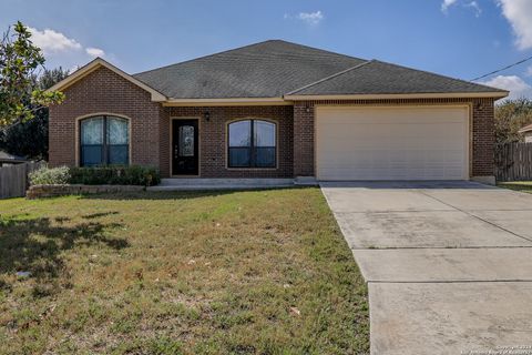 A home in Floresville