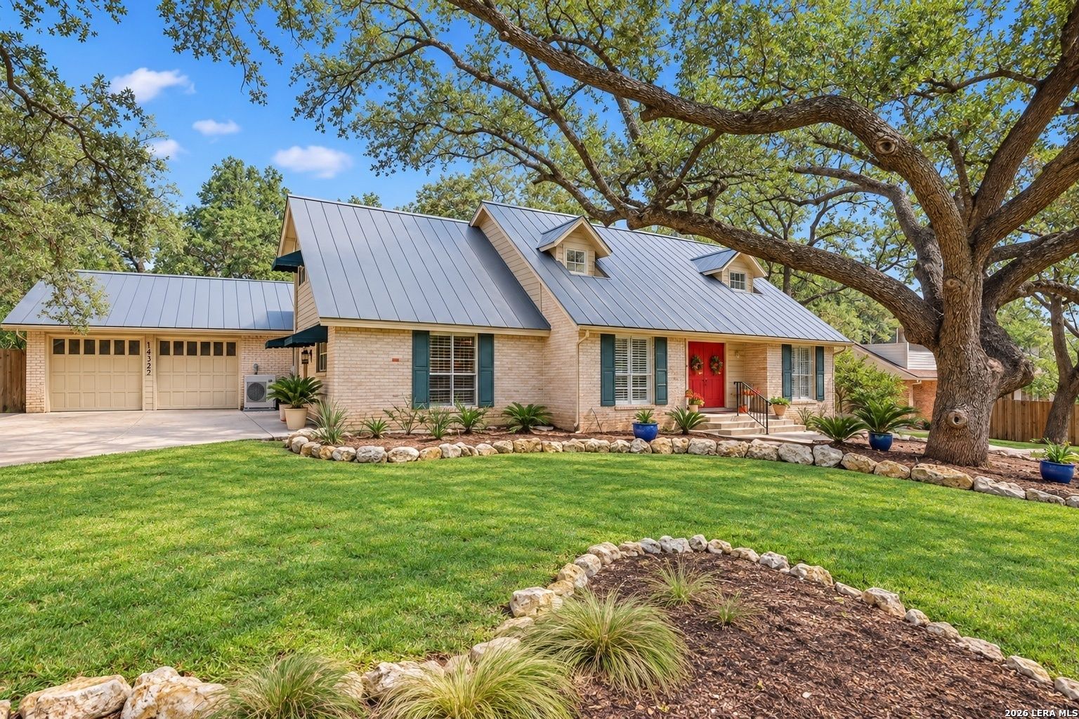 14322 Clear Creek