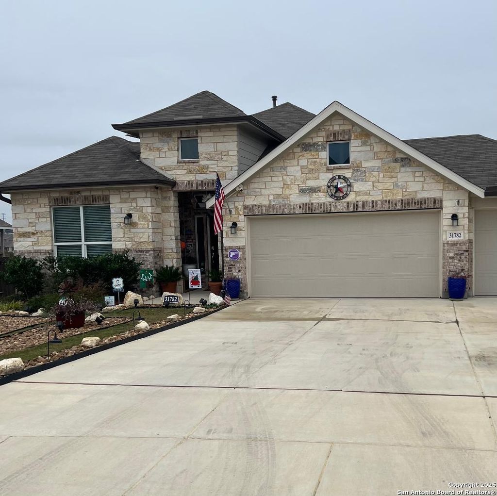 Photo of 31782 Nimbus Dr, Bulverde, TX 78163 (MLS # 1926601)