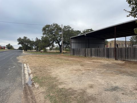 A home in Devine