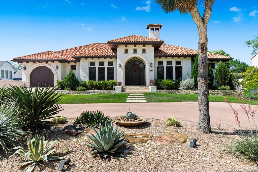Photo of 311 Elizabeth, Terrell Hills, TX 78209 (MLS # 1910847)