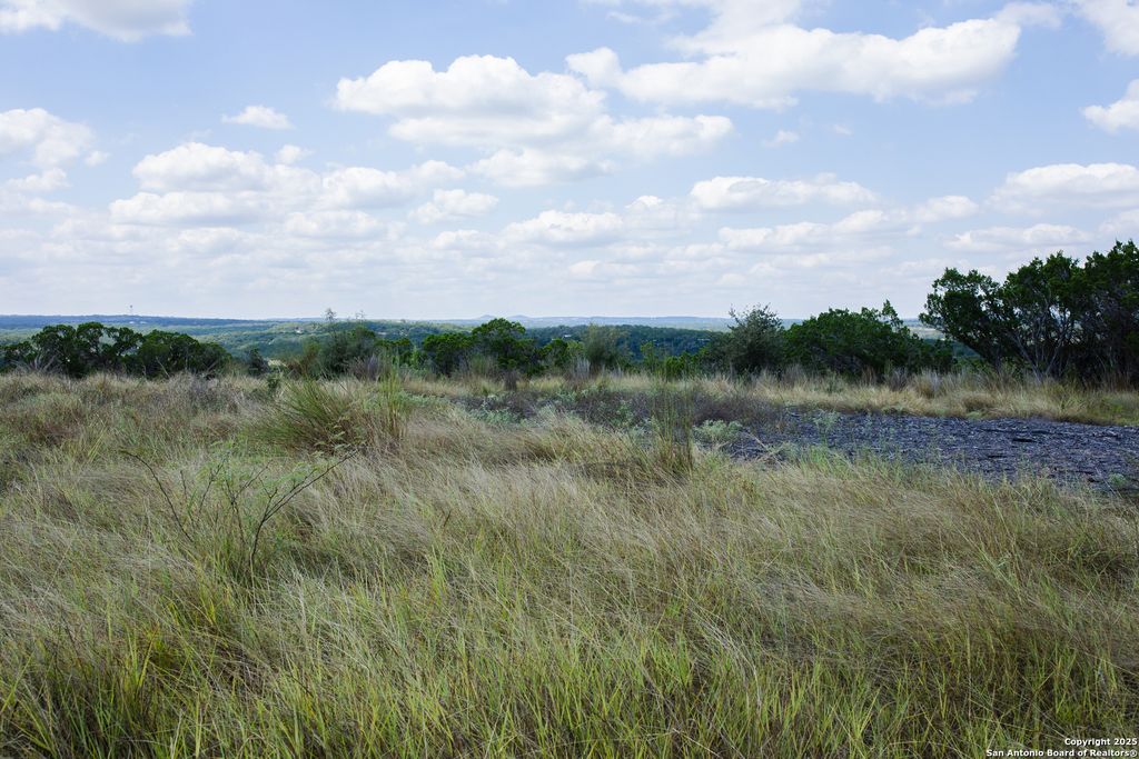 Photo of 1881 Paradise Pkwy, Canyon Lake, TX 78133 (MLS # 1909890)