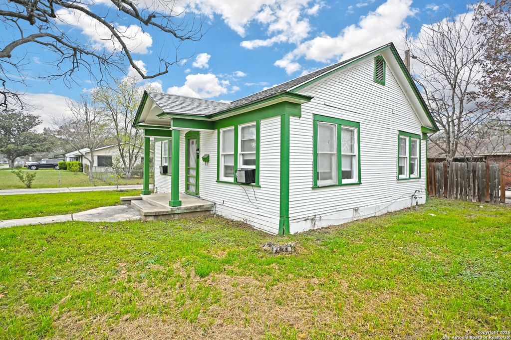 Photo of 968 E Cedar 100 #100, Seguin, TX 78155 (MLS # 1933290)