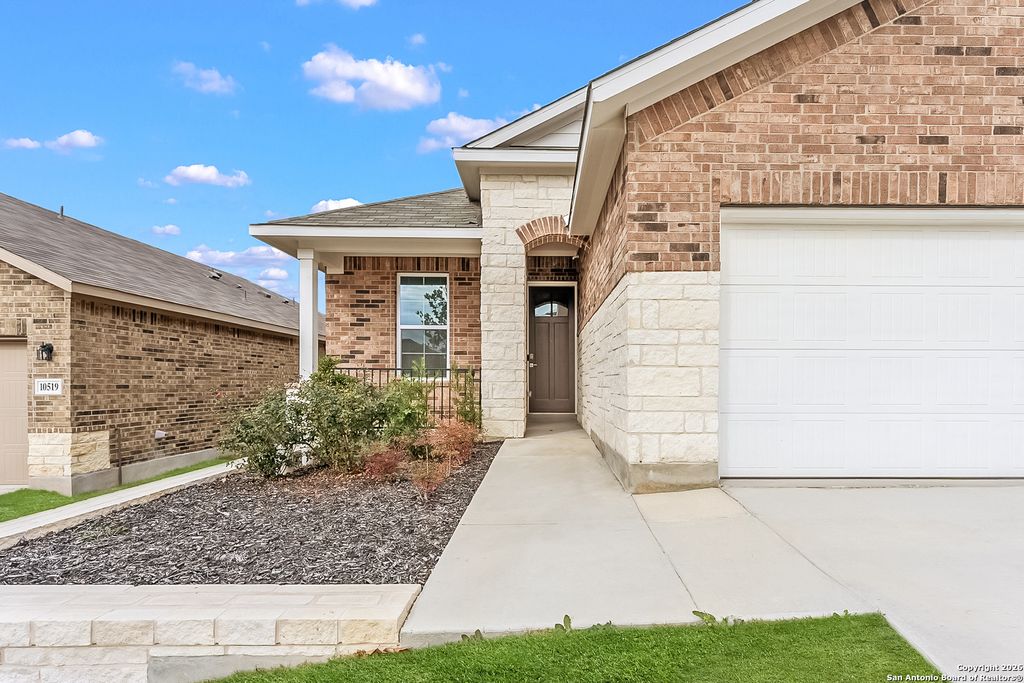 Photo of 10523 Briceway Bay, San Antonio, TX 78254 (MLS # 1934033)