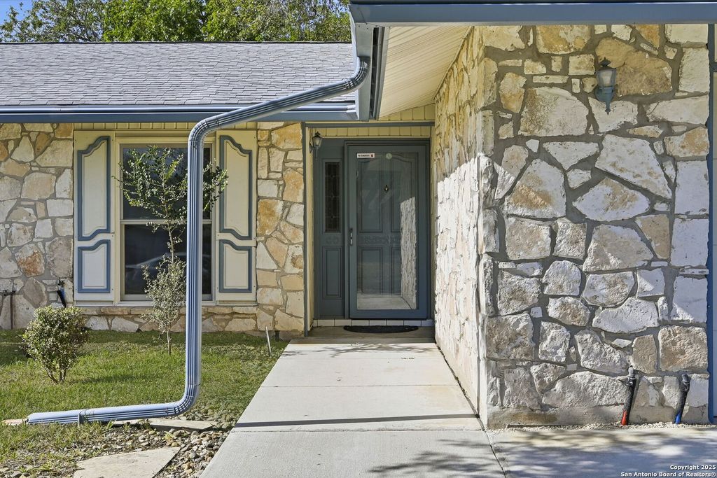 Photo of 12307 Mapletree, San Antonio, TX 78249 (MLS # 1926477)