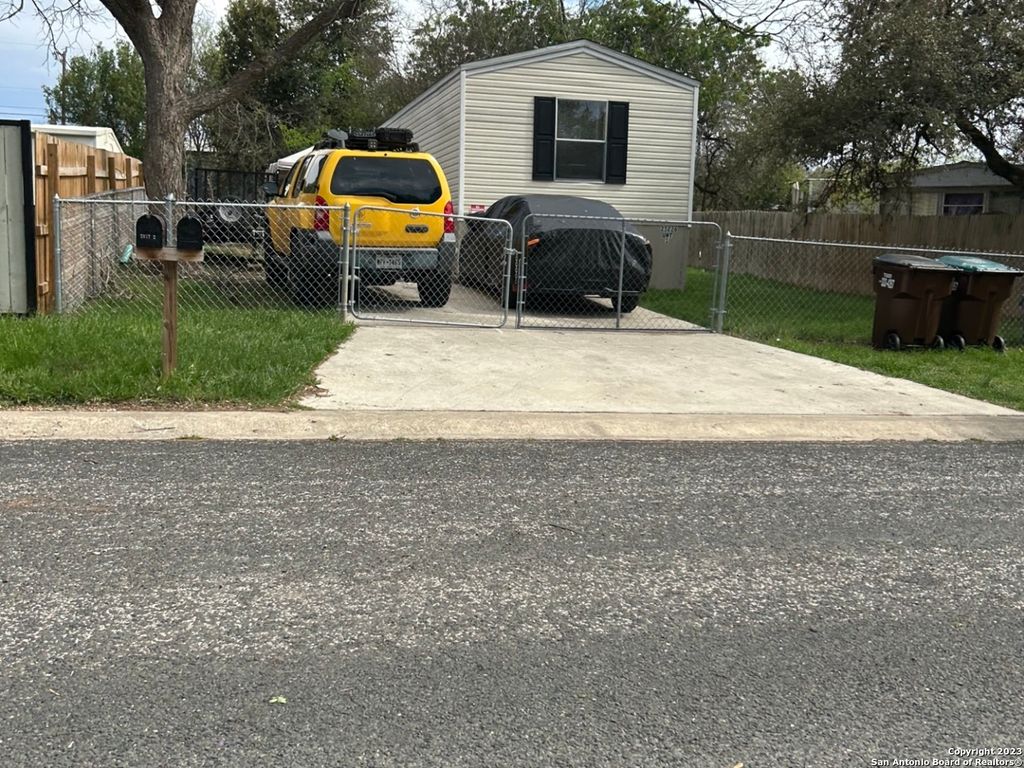 Photo of 25226 PAT PKWY, San Antonio, TX 78257 (MLS # 1893456)