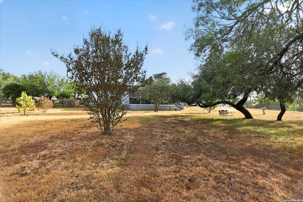 433 COUNTY ROAD 4511, HONDO, TX 78861 - Image 2cbb3aab52ed52bba88c268a7d87cf68/854810492