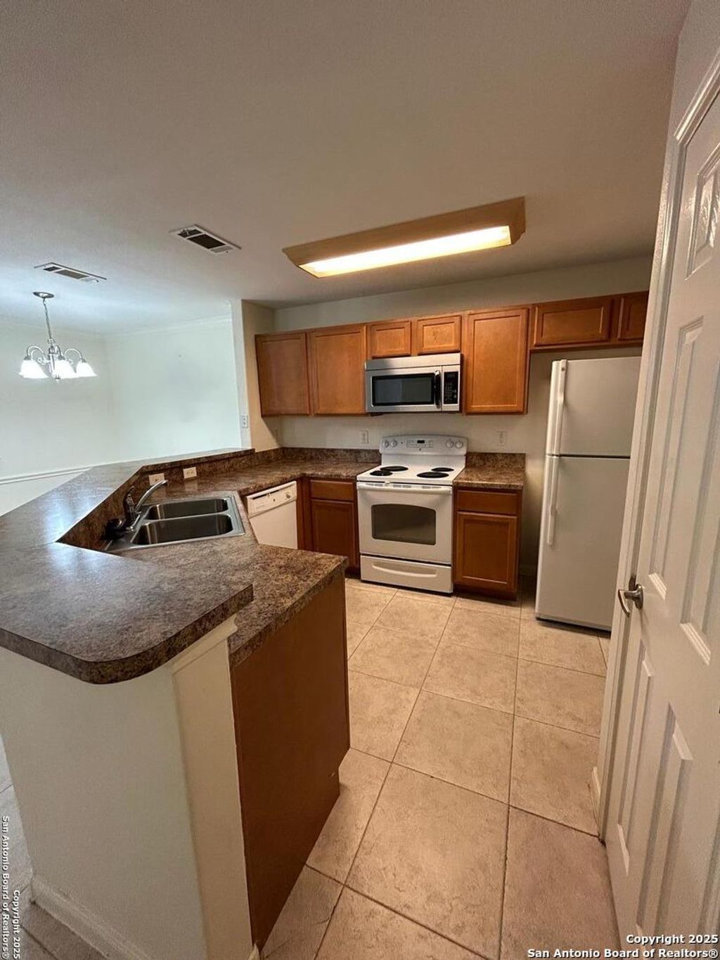 Photo of 7323 Snowden Dr 1301 #1301, San Antonio, TX 78240 (MLS # 1863194)
