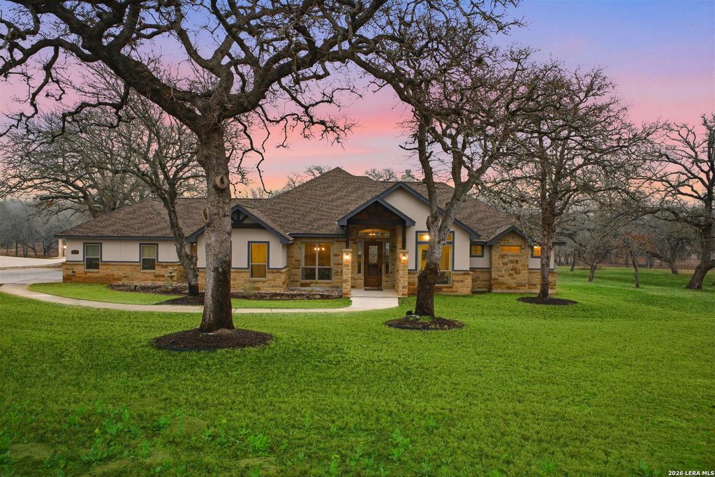 Photo of 117 Crescent Rdg, Adkins, TX 78101 (MLS # 1943324)