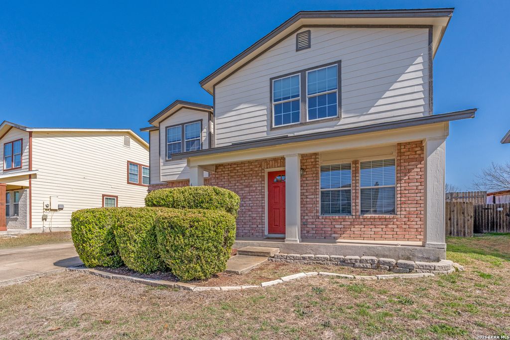 Photo of 640 NW Crossing, New Braunfels, TX 78130 (MLS # 1944700)