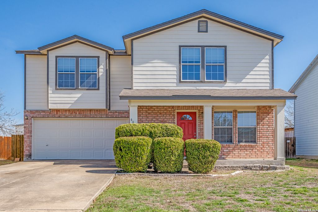 Photo of 640 NW Crossing, New Braunfels, TX 78130 (MLS # 1944700)
