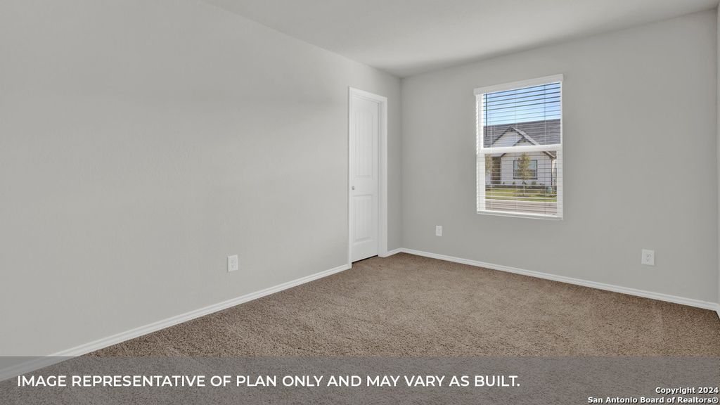 Photo of 1005 VILLAGE RUN, Seguin, TX 78155 (MLS # 1946805)