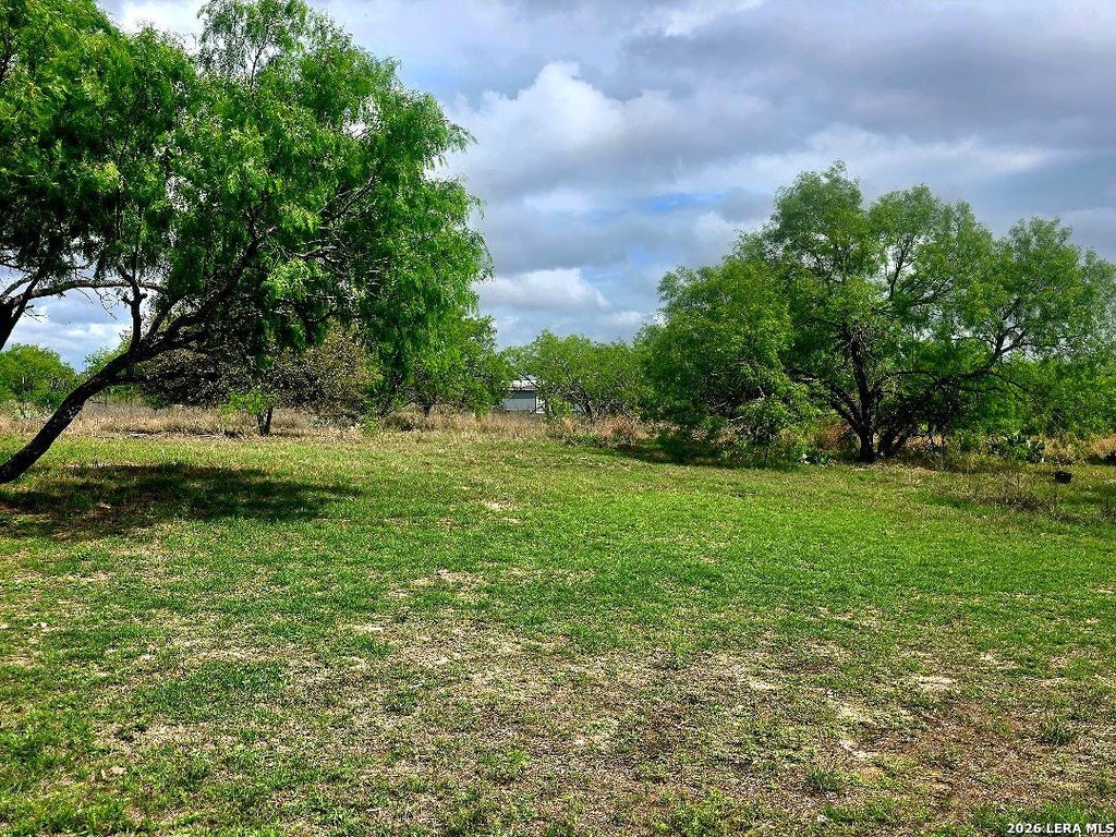 Photo of 136 COUNTY ROAD 6847, Lytle, TX 78052 (MLS # 1963439)