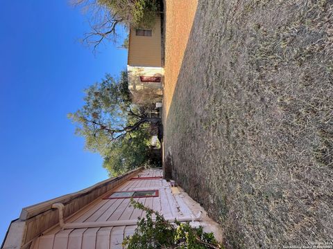 A home in Pearsall