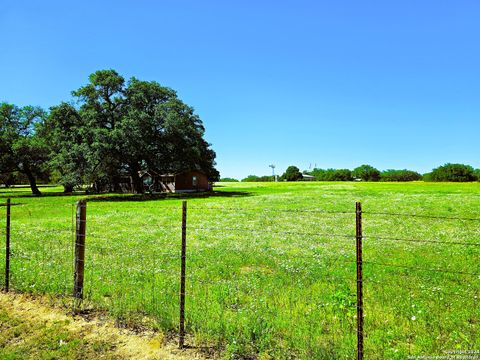 A home in Devine