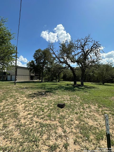 A home in Bandera