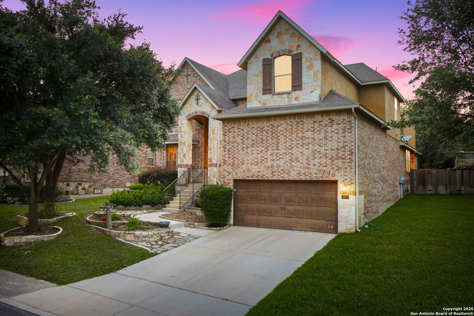 3623 Pinnacle Dr